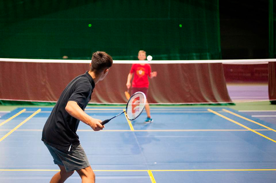 Badminton